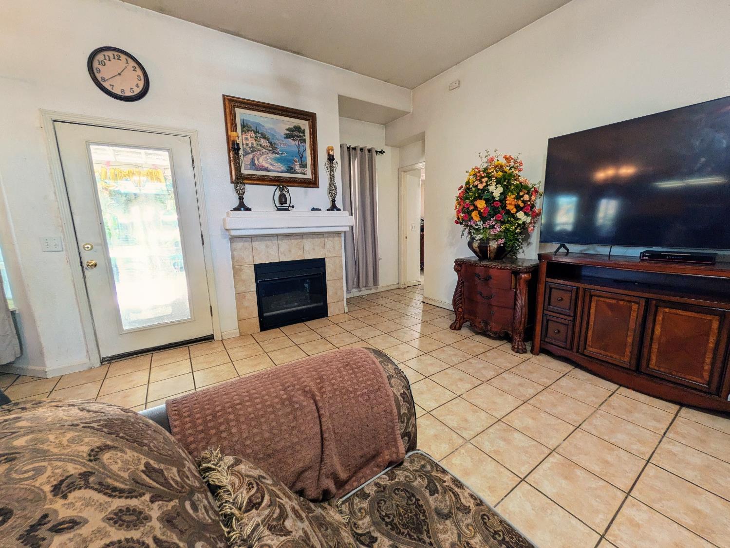 2226 typhoon Ct, Turlock, CA 95380