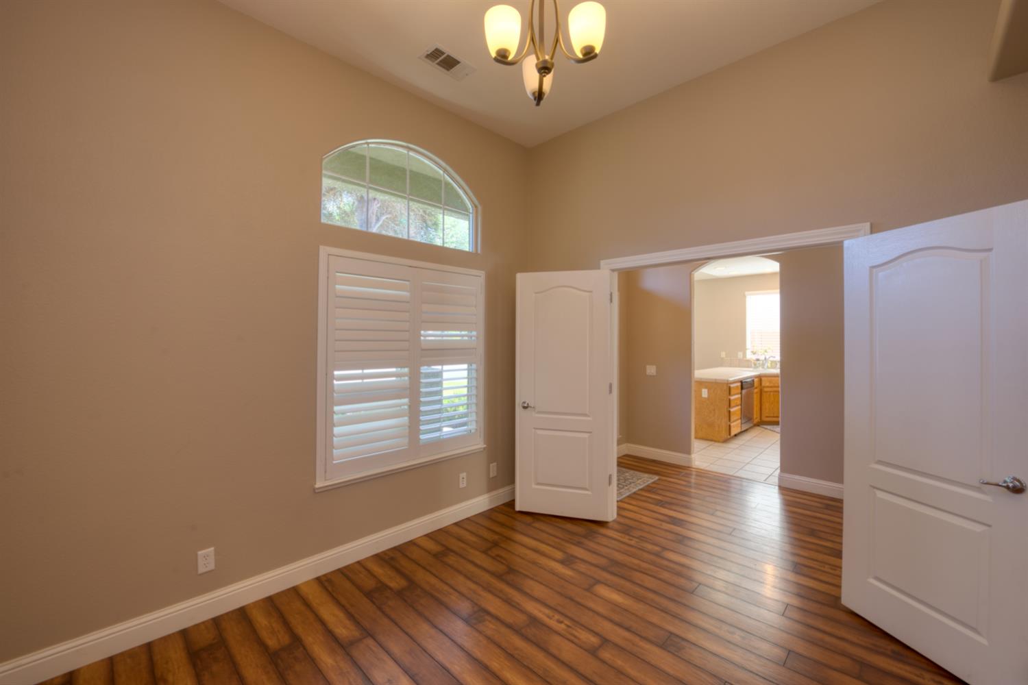 849 Miraggio Dr, Patterson, CA 95363