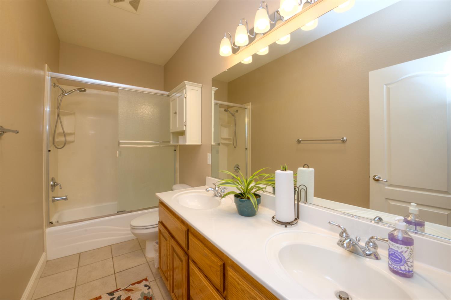 849 Miraggio Dr, Patterson, CA 95363