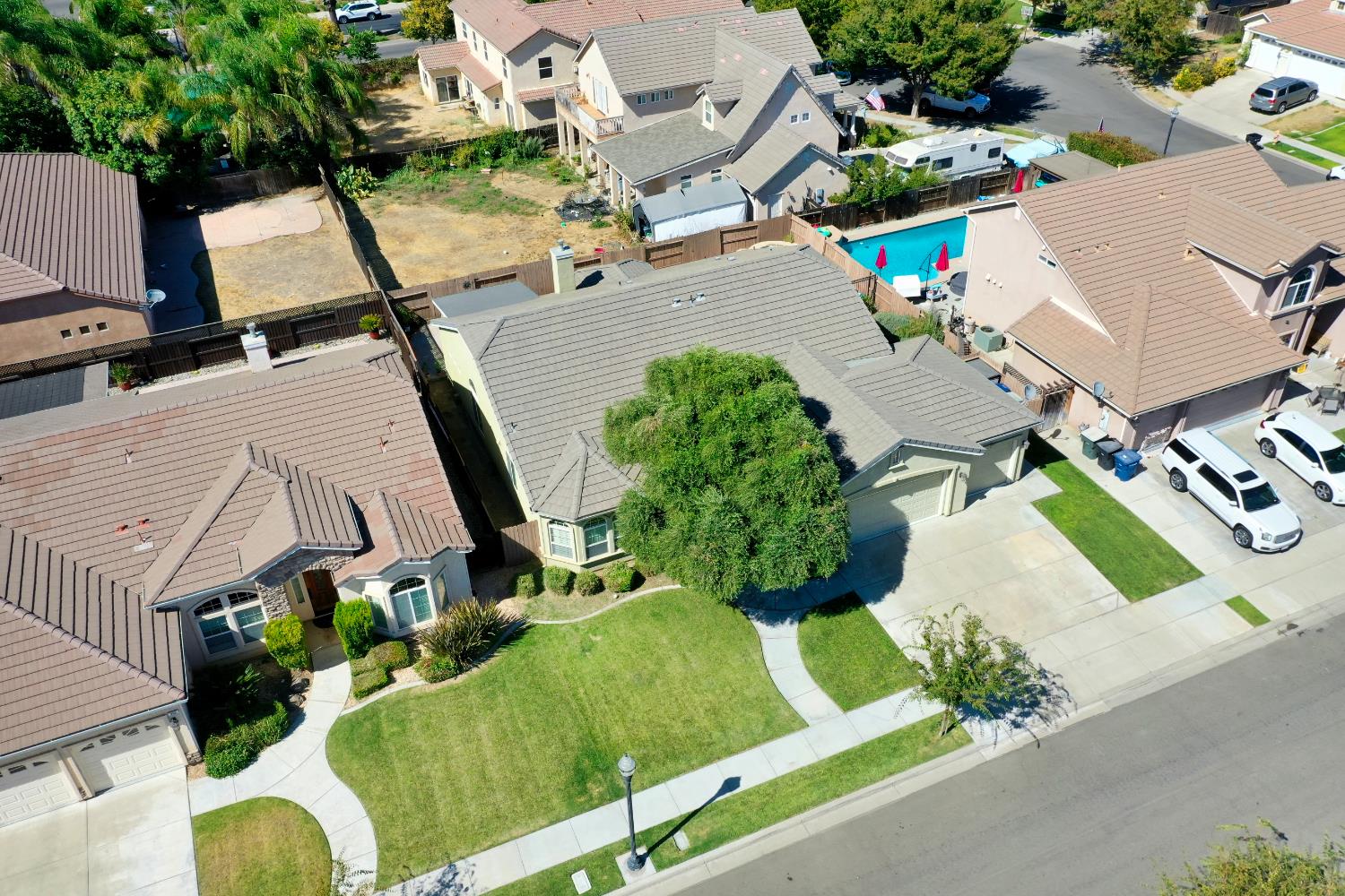 849 Miraggio Dr, Patterson, CA 95363