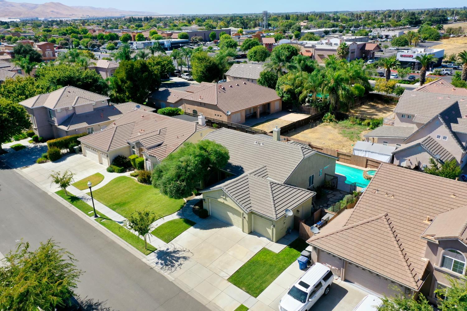 849 Miraggio Dr, Patterson, CA 95363