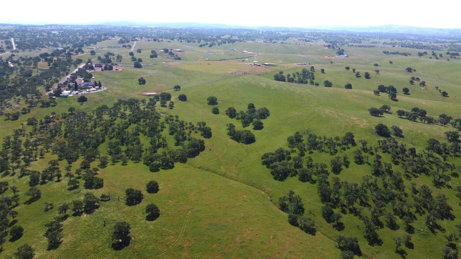 3 Zorro Rd, La Grange, CA 95329