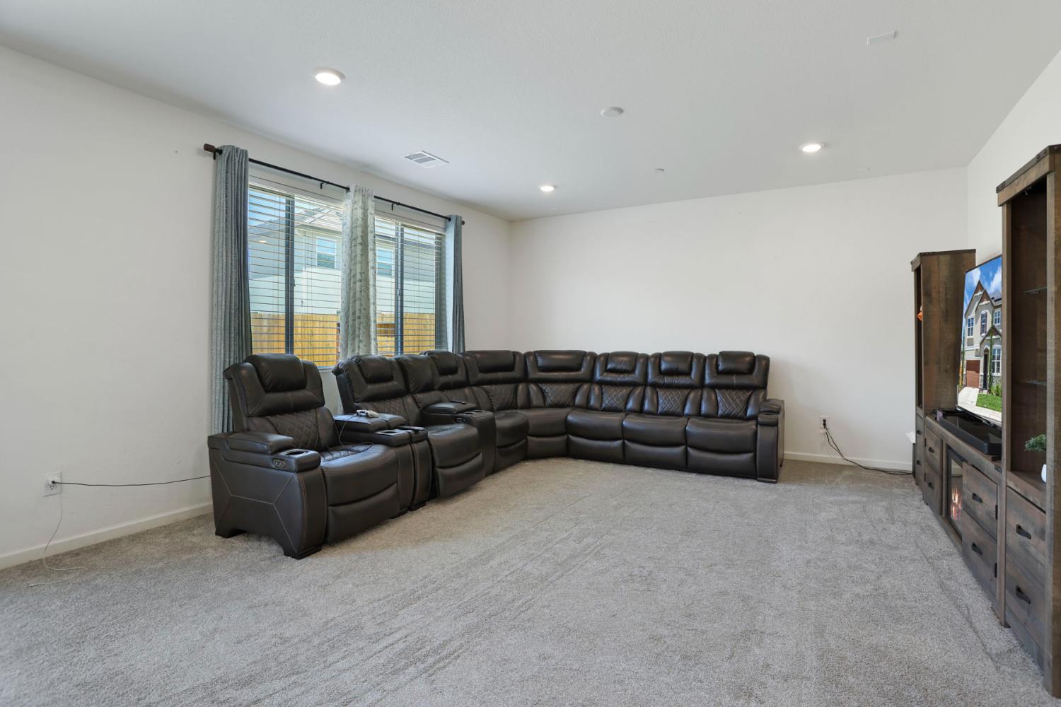 1471 Tanoak St, Manteca, CA 95337