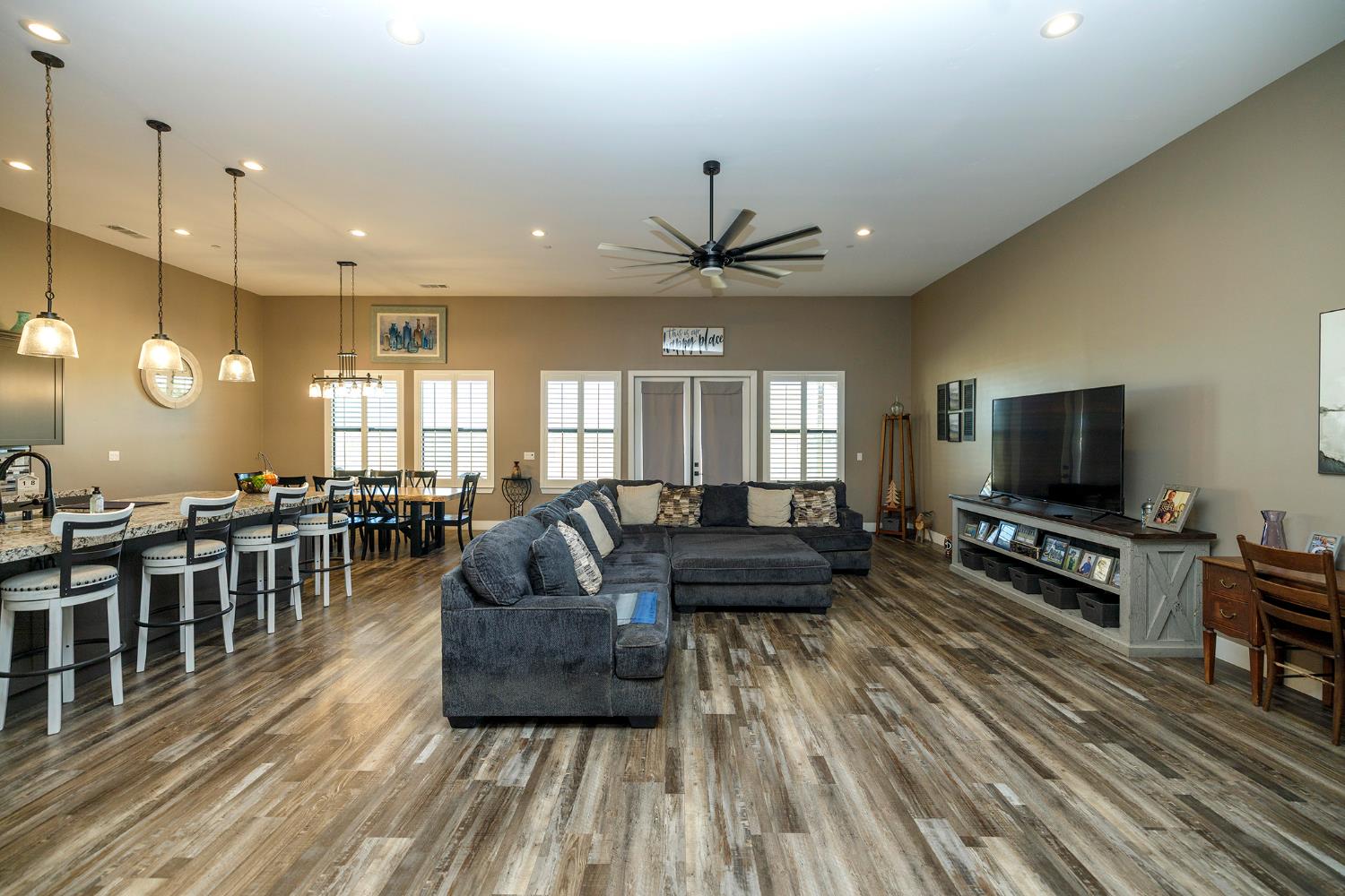 19206 Bloss Ave, Hilmar, CA 95324