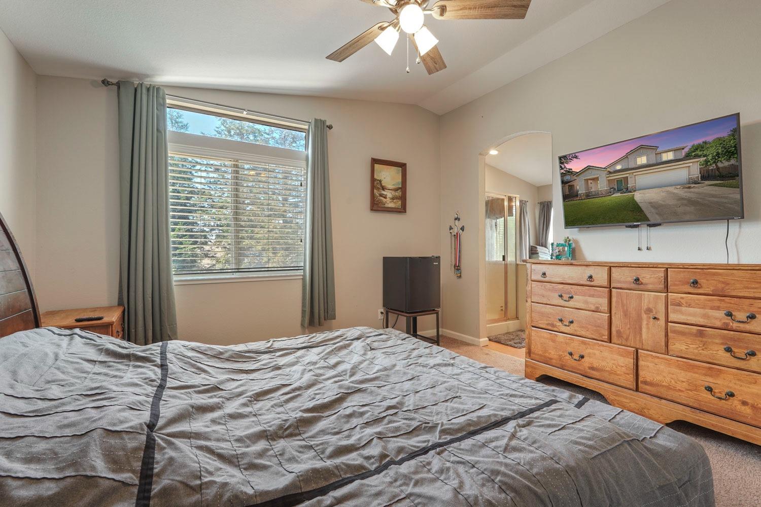 924 Dancer Way, Turlock, CA 95382