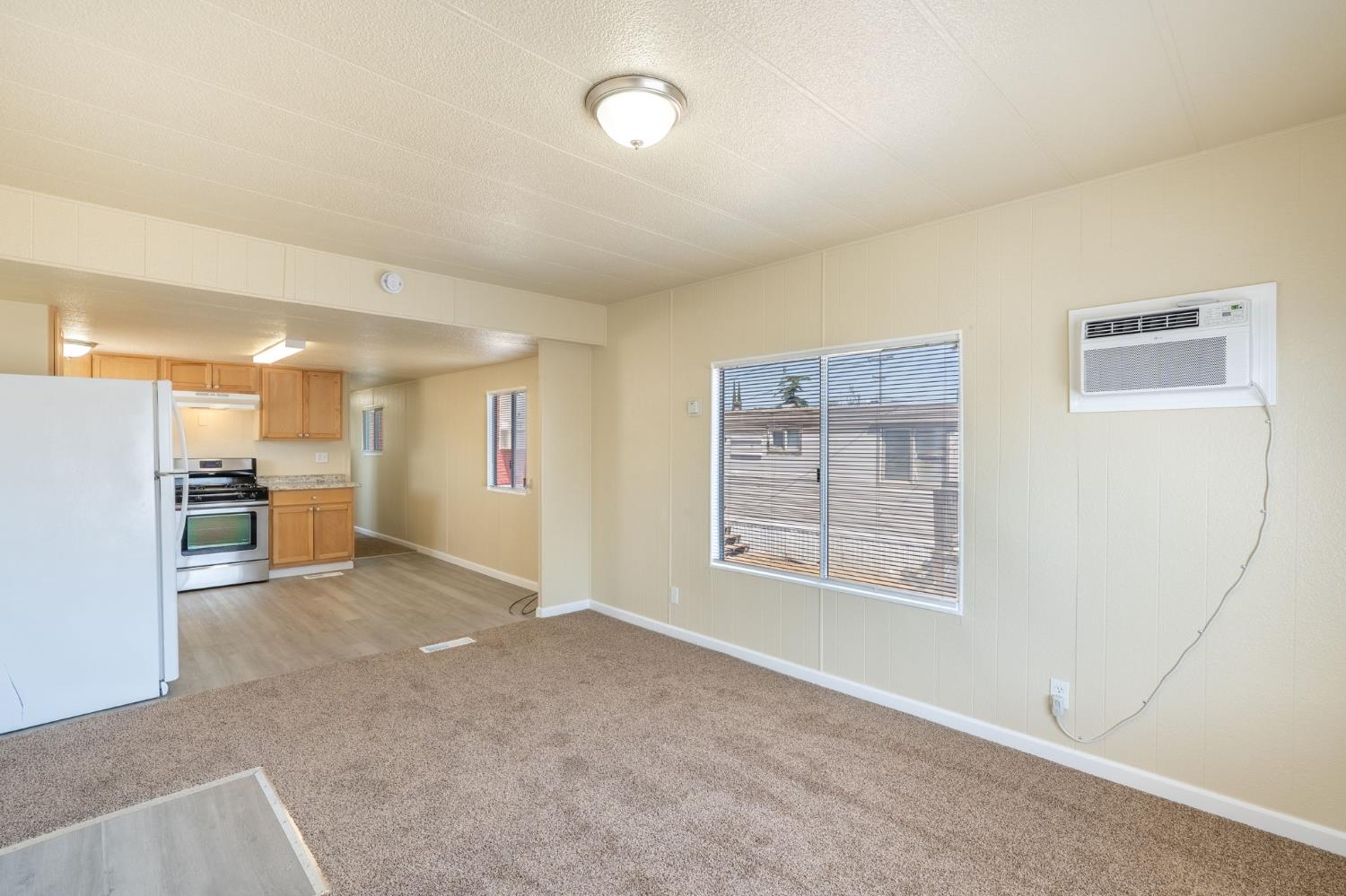 2355 Atwater Blvd #18, Atwater, CA 95301
