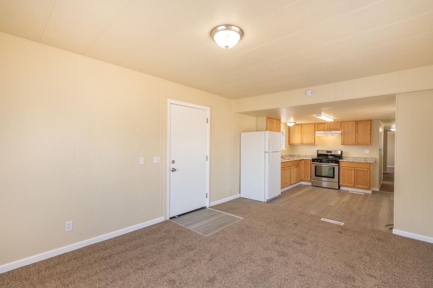 2355 Atwater Blvd #18, Atwater, CA 95301