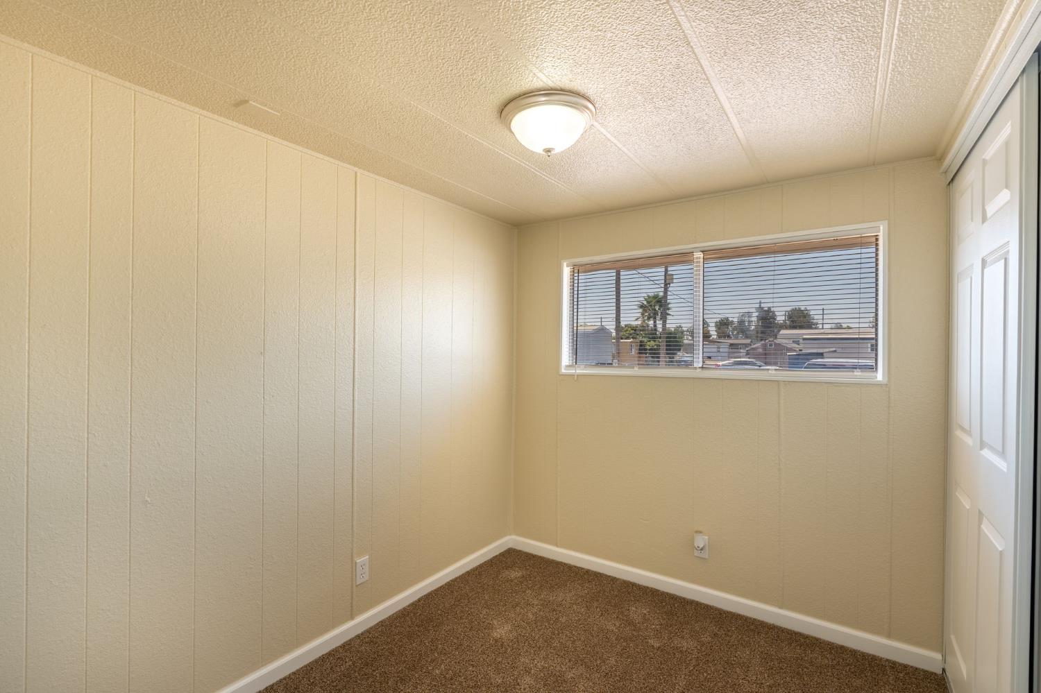 2355 Atwater Blvd #18, Atwater, CA 95301