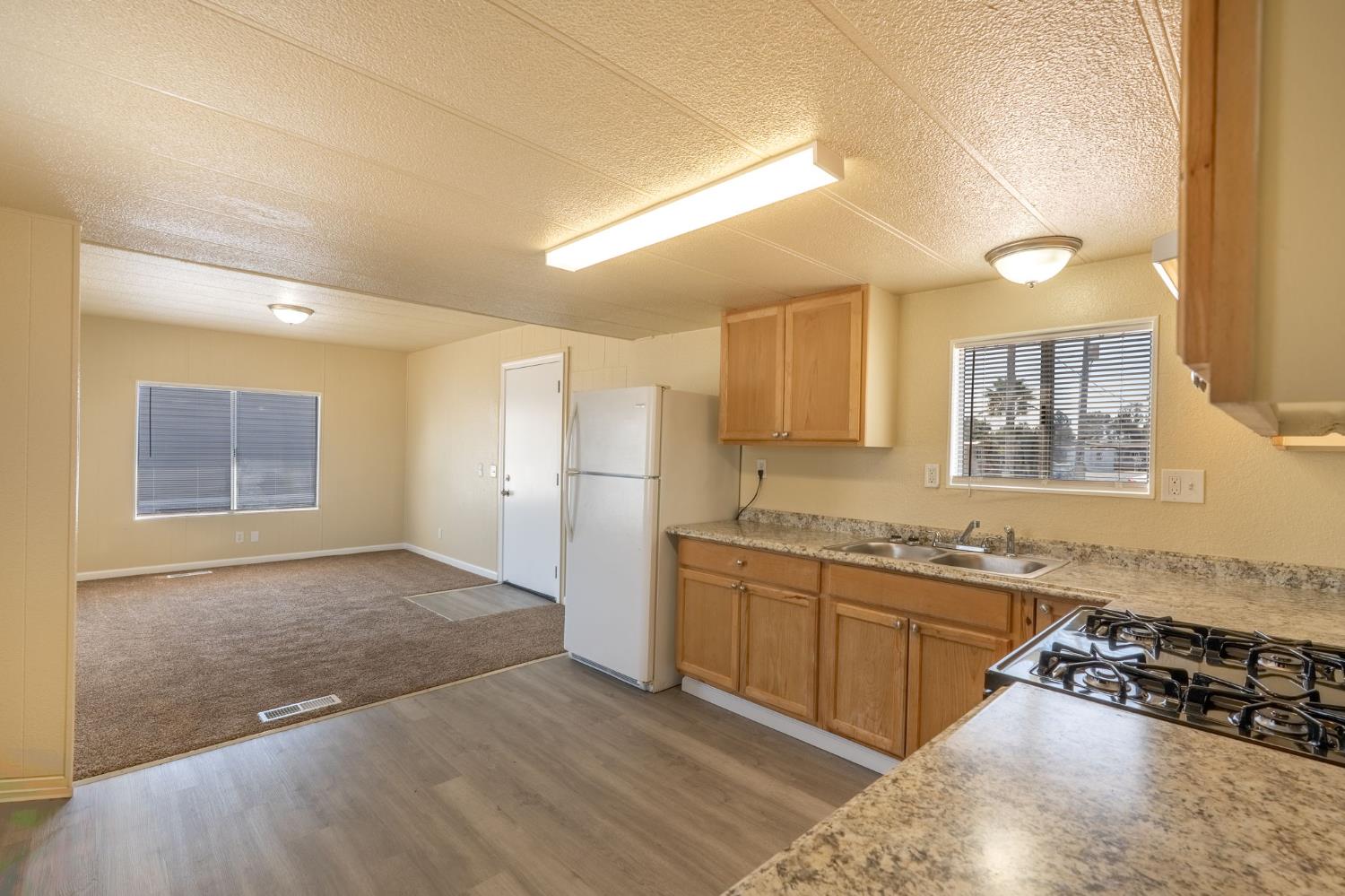 2355 Atwater Blvd #18, Atwater, CA 95301