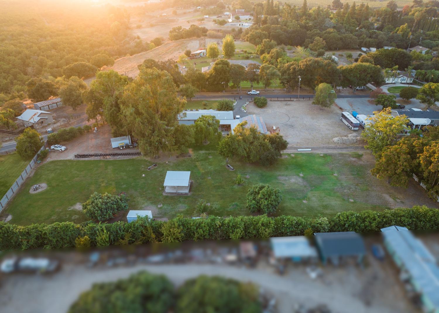 9906 Jackson Rd, Oakdale, CA 95361