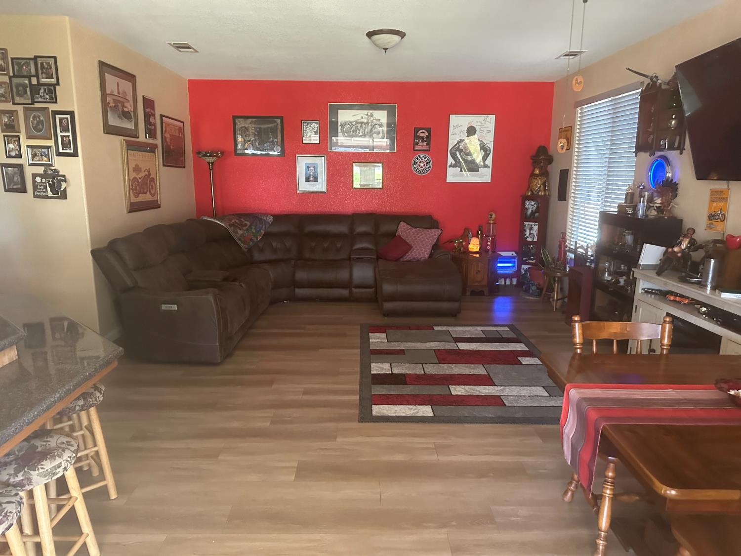 9906 Jackson Rd, Oakdale, CA 95361