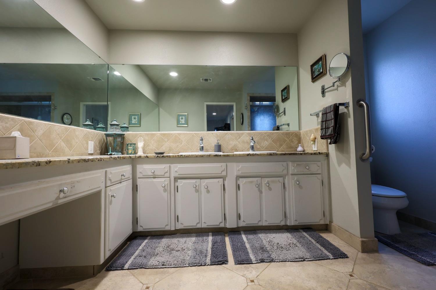 1710 Avenue 388, Kingsburg, CA 93631