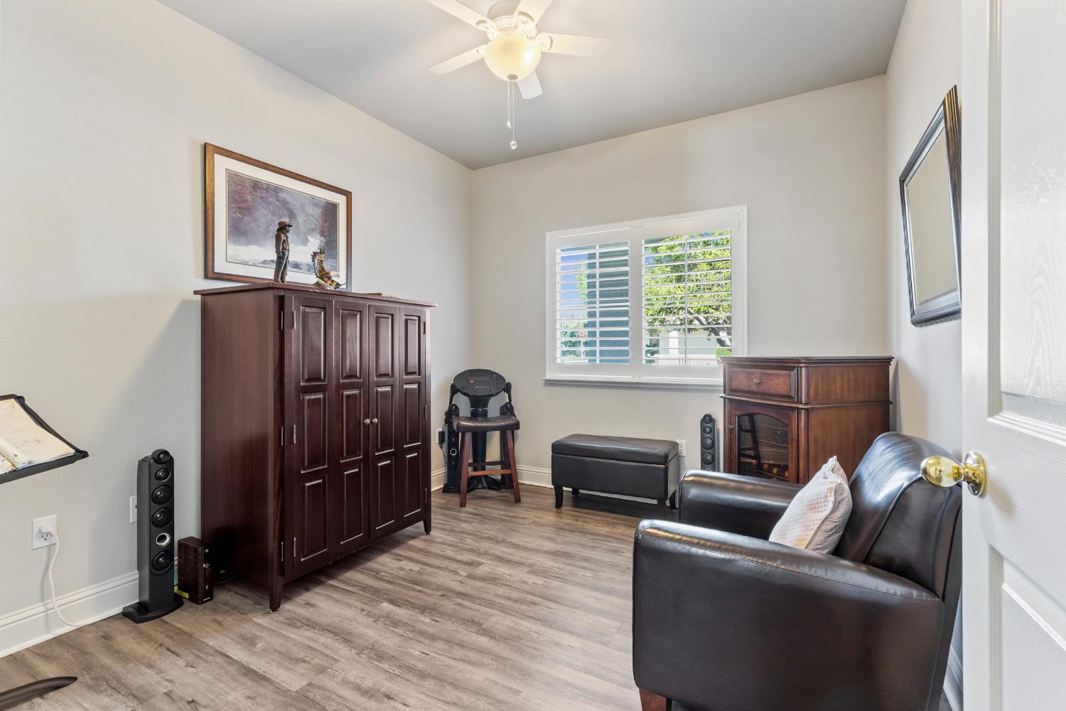 3300 Spring Garden Dr, Turlock, CA 95382