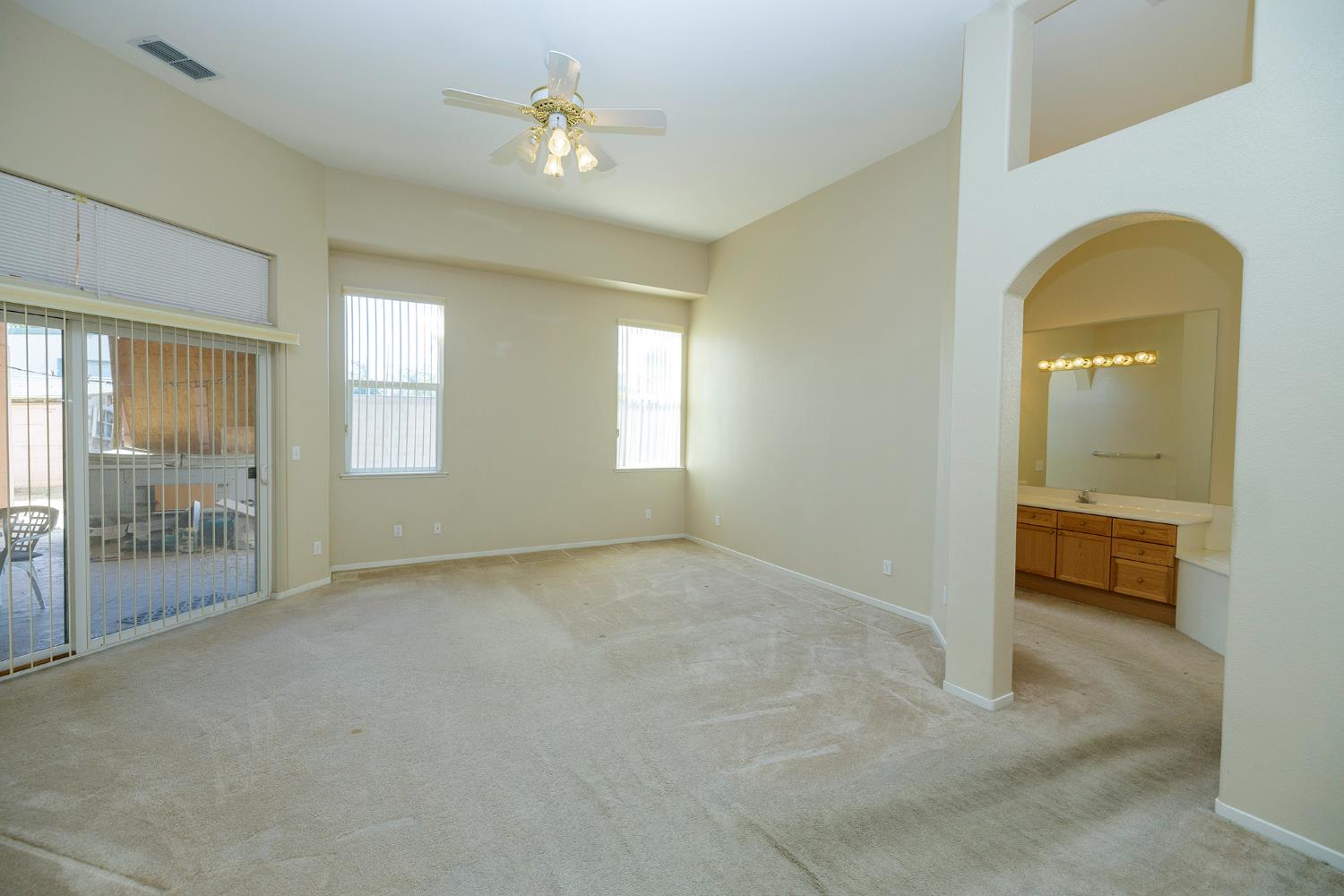 3144 La Costa Ln, Modesto, CA 95355