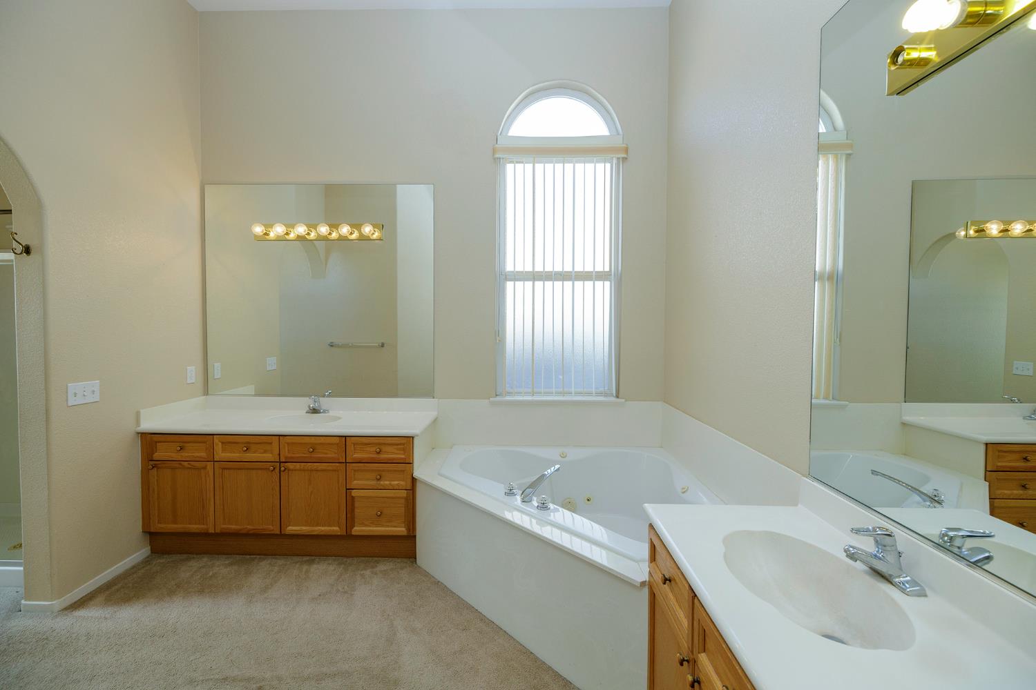 3144 La Costa Ln, Modesto, CA 95355