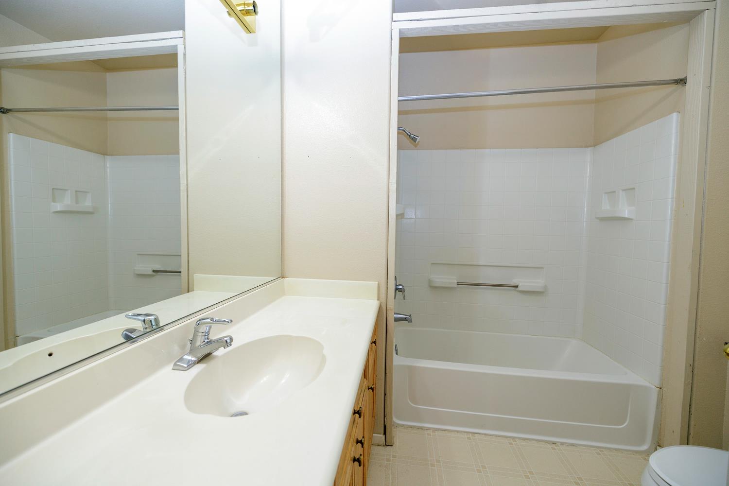 3144 La Costa Ln, Modesto, CA 95355