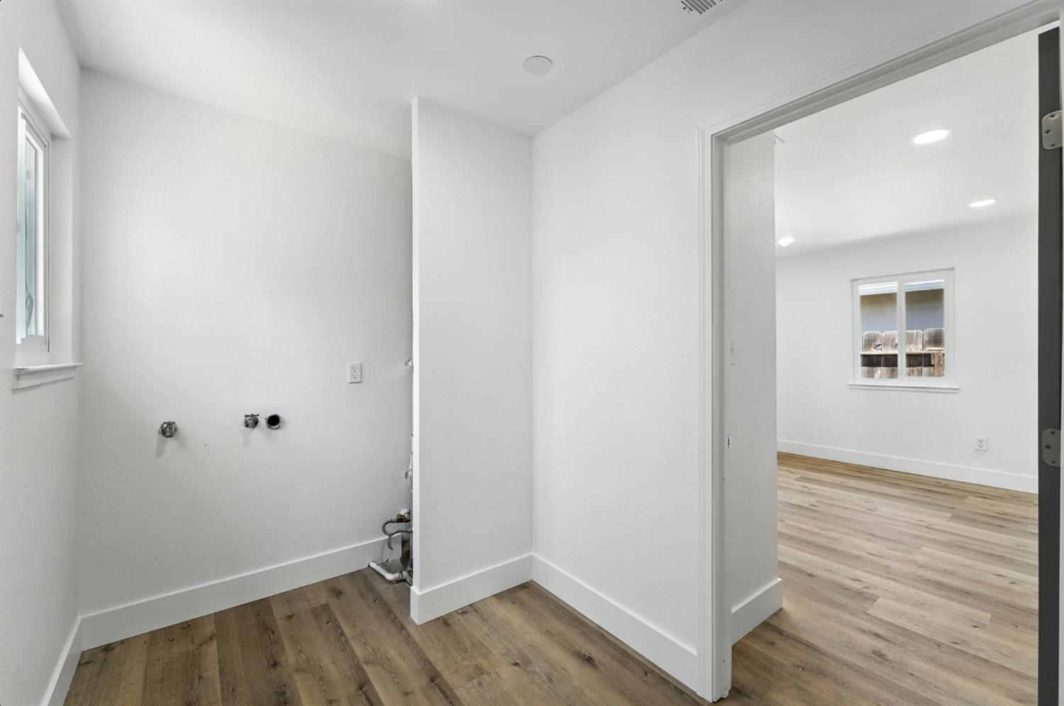 338 Yosemite Ave, Modesto, CA 95351