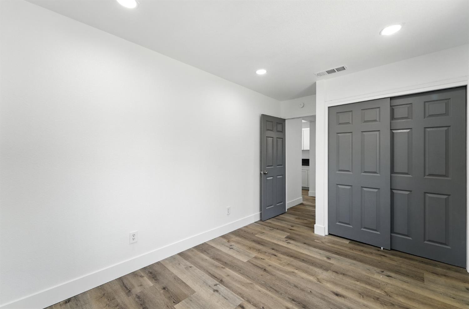 338 Yosemite Ave, Modesto, CA 95351