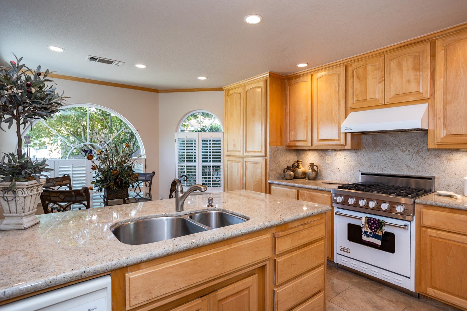 4332 Copper Cliff Ln, Modesto, CA 95355