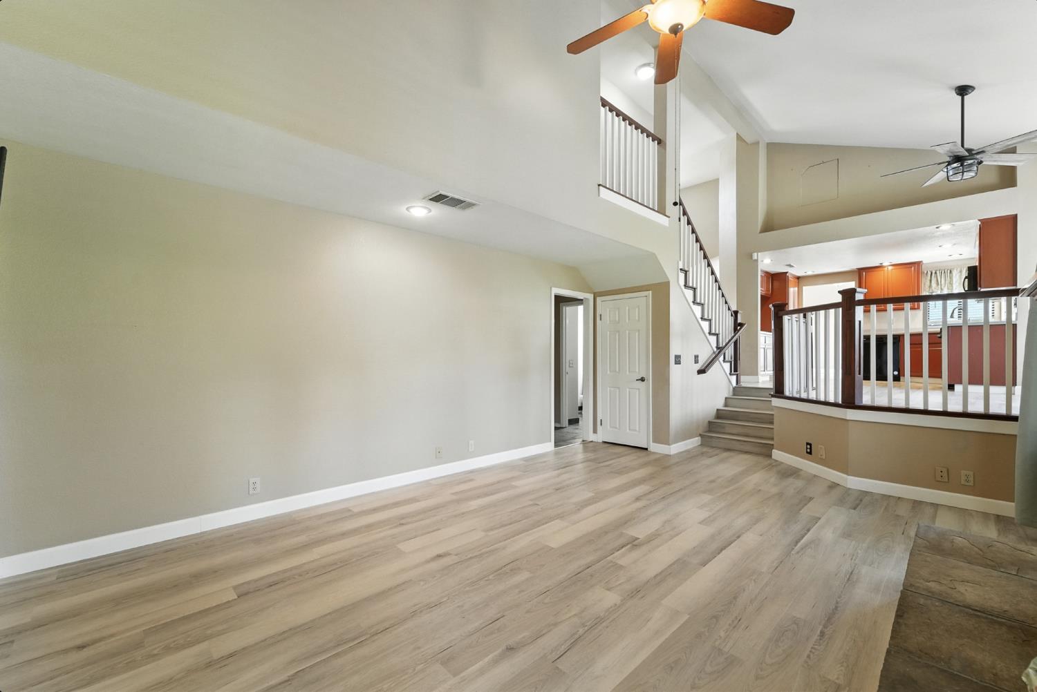 834 Cedar Ridge Dr, Turlock, CA 95382