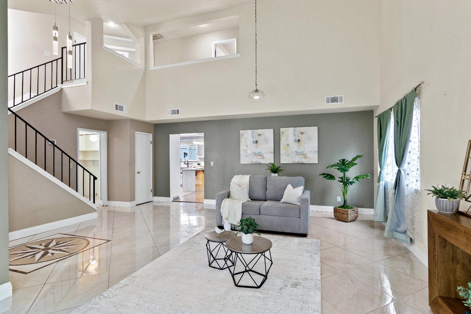 1825 Bridgewood Way, Modesto, CA 95355