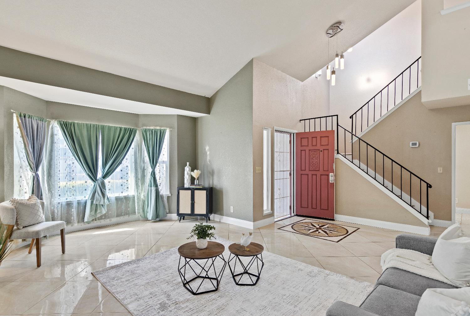 1825 Bridgewood Way, Modesto, CA 95355