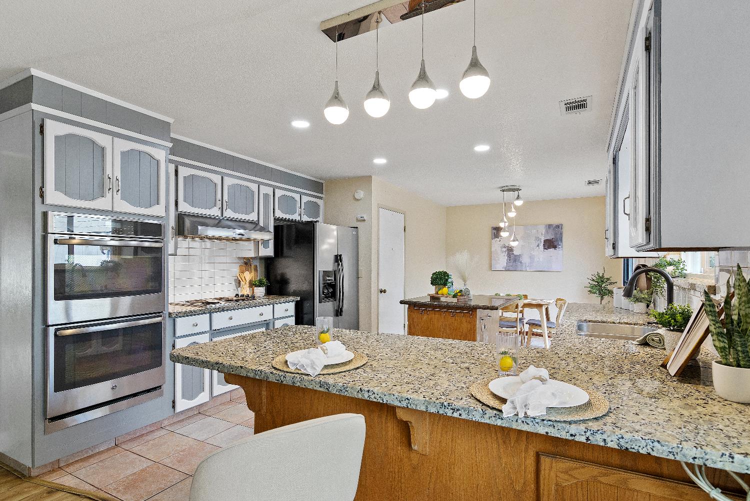 1825 Bridgewood Way, Modesto, CA 95355