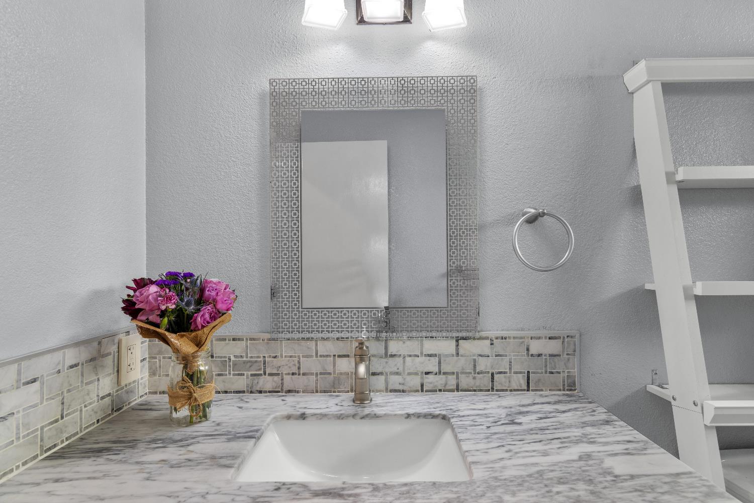 1825 Bridgewood Way, Modesto, CA 95355