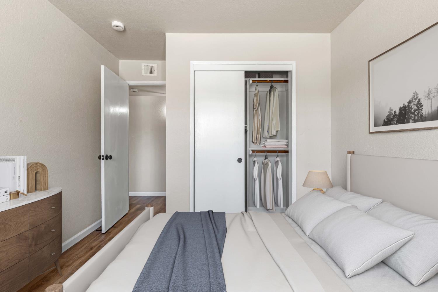 1320 Aurora St, Modesto, CA 95351