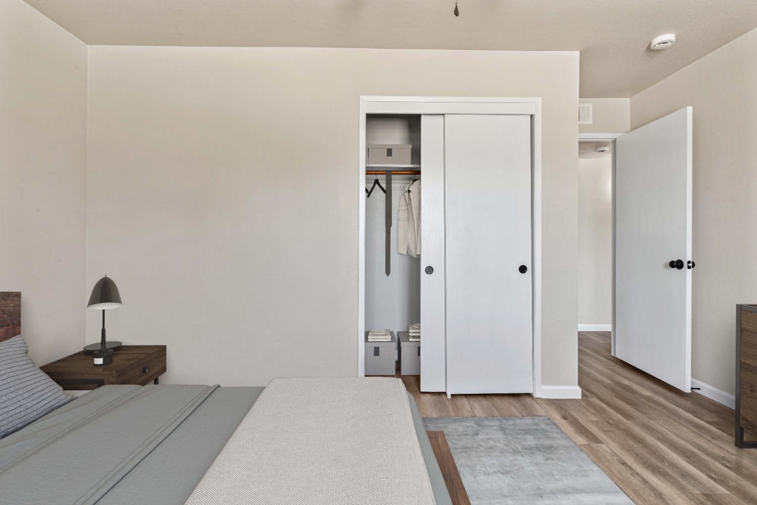 1320 Aurora St, Modesto, CA 95351