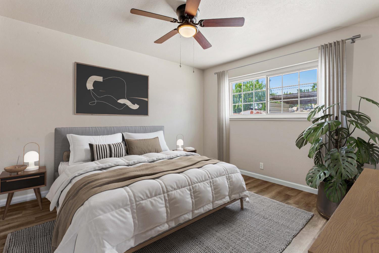 1320 Aurora St, Modesto, CA 95351