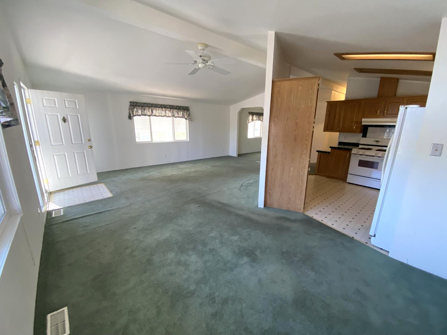 3901 Maui Terrace, Modesto, CA 95355