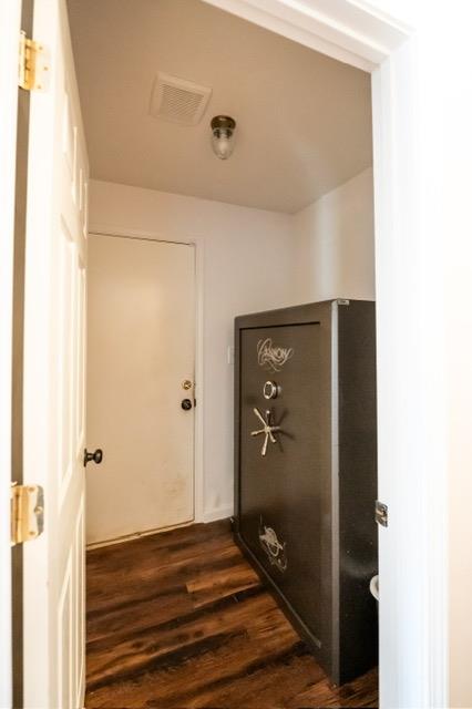 14778 Navarro Ct, La Grange, CA 95329