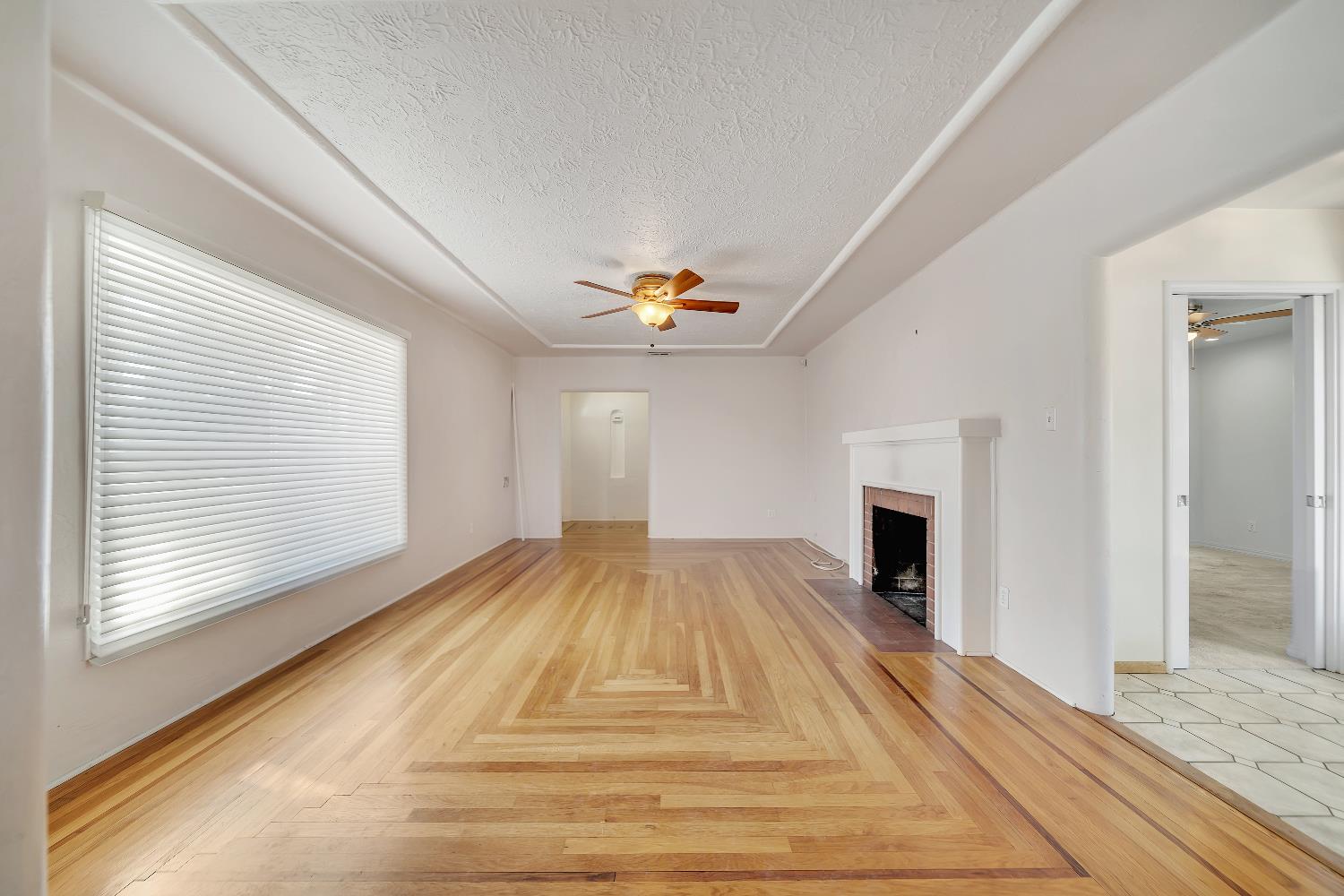 905 Roble Ave, Modesto, CA 95354