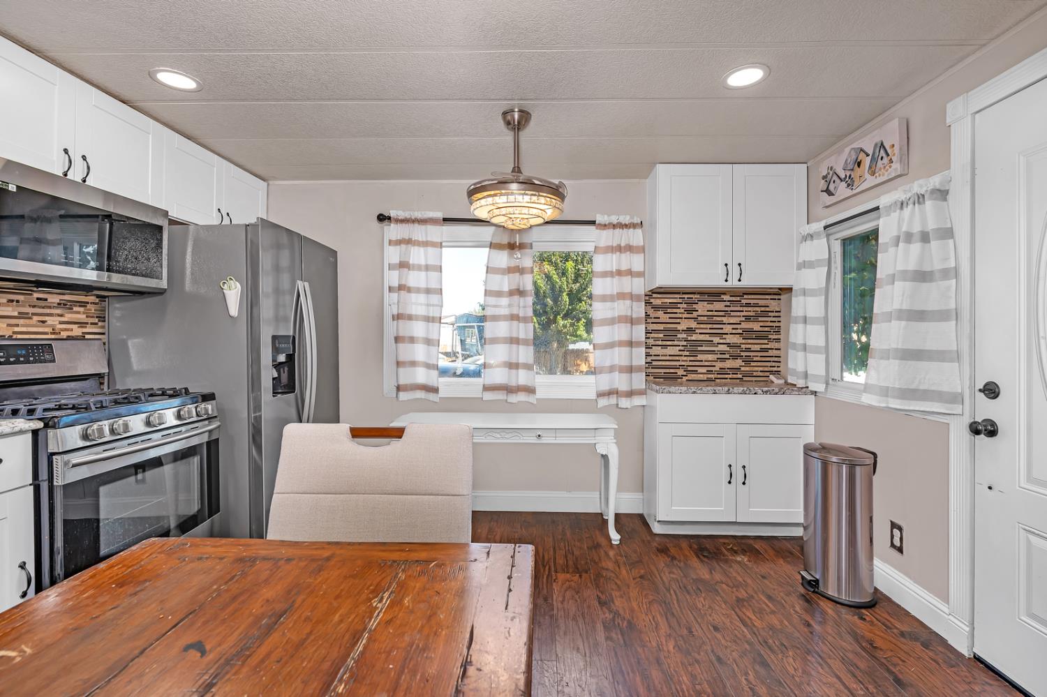 436 N Mercey Springs #16, Los Banos, CA 93635