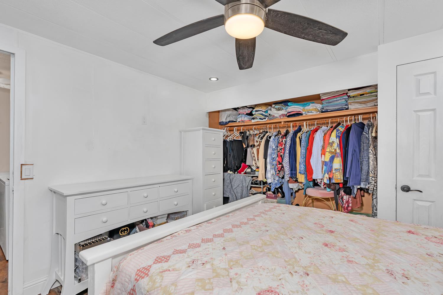 436 N Mercey Springs #16, Los Banos, CA 93635