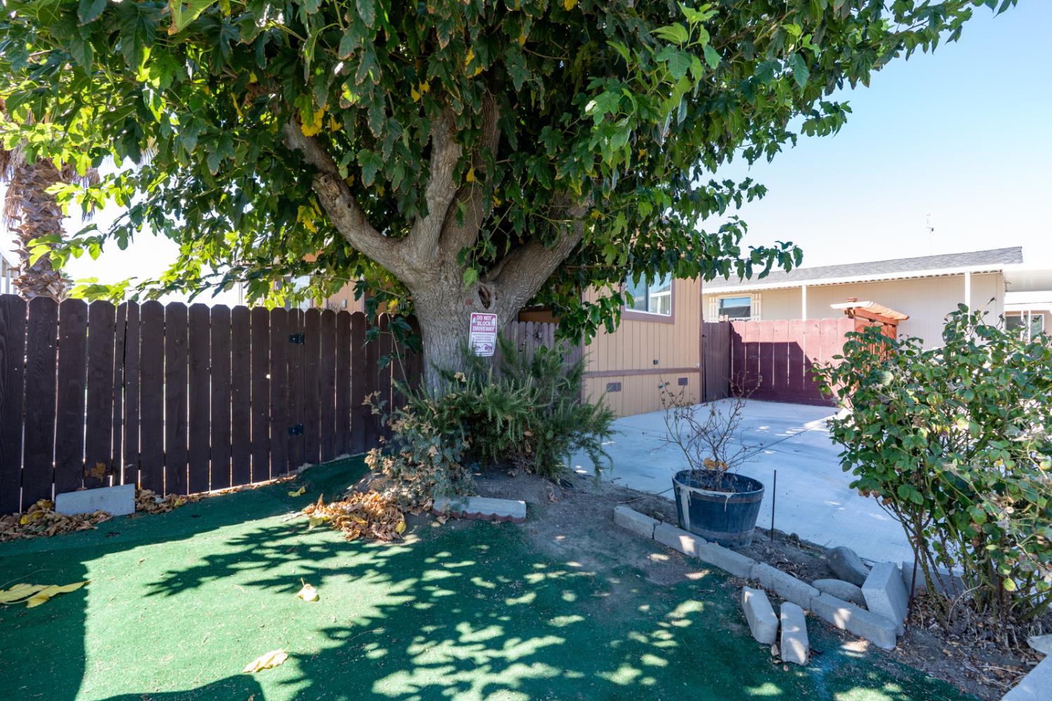 436 N Mercey Springs #16, Los Banos, CA 93635