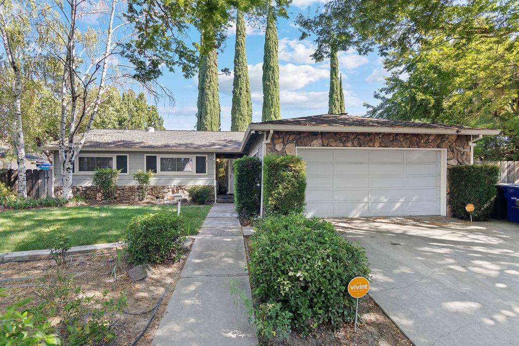 317 Dorado Ln, Modesto, CA 95356