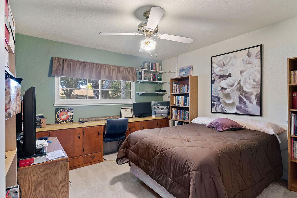 317 Dorado Ln, Modesto, CA 95356