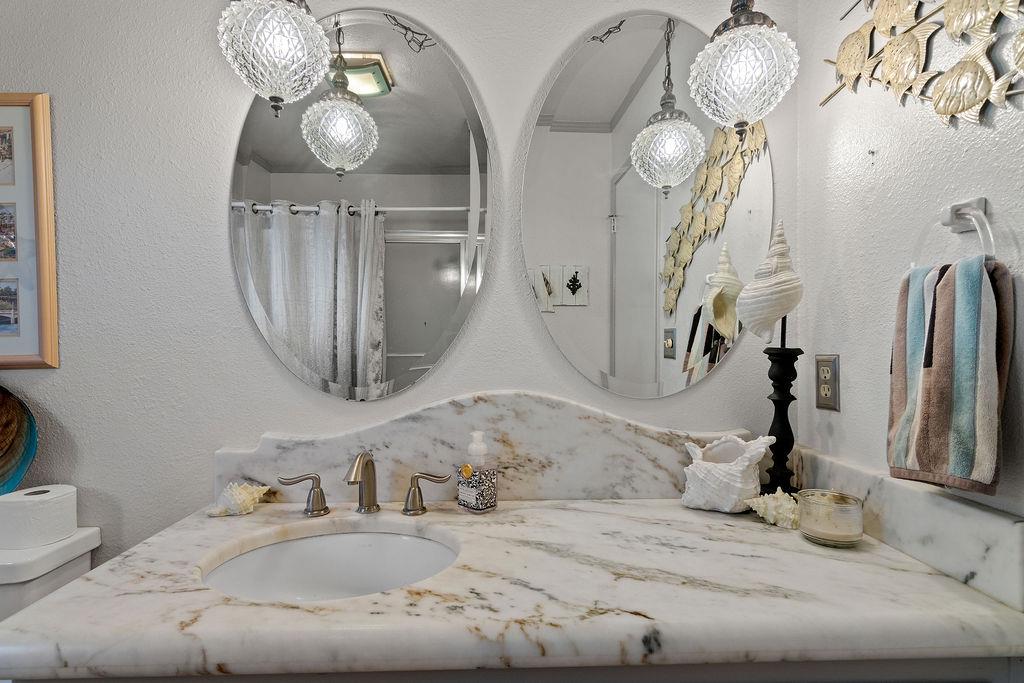 317 Dorado Ln, Modesto, CA 95356