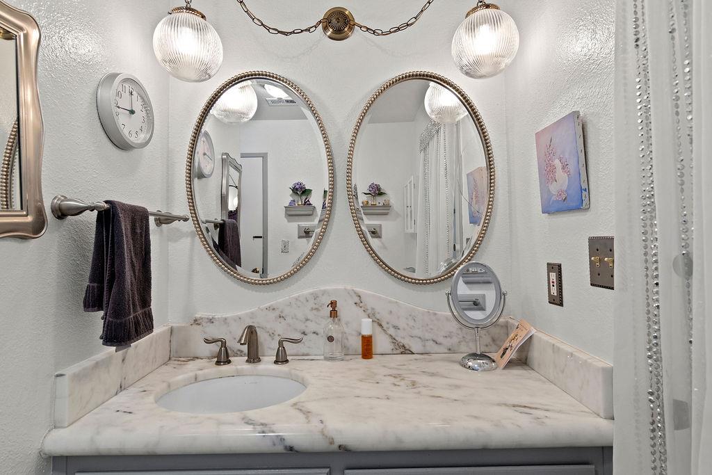 317 Dorado Ln, Modesto, CA 95356