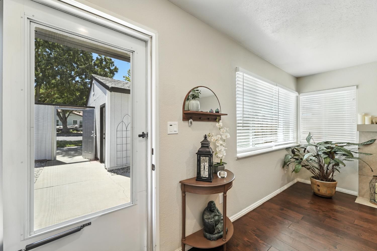 3400 Kingswood Dr #19, Modesto, CA 95355