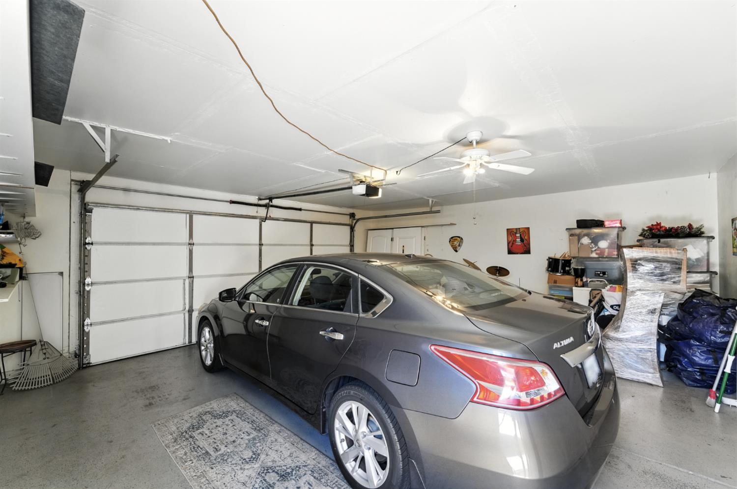 3400 Kingswood Dr #19, Modesto, CA 95355