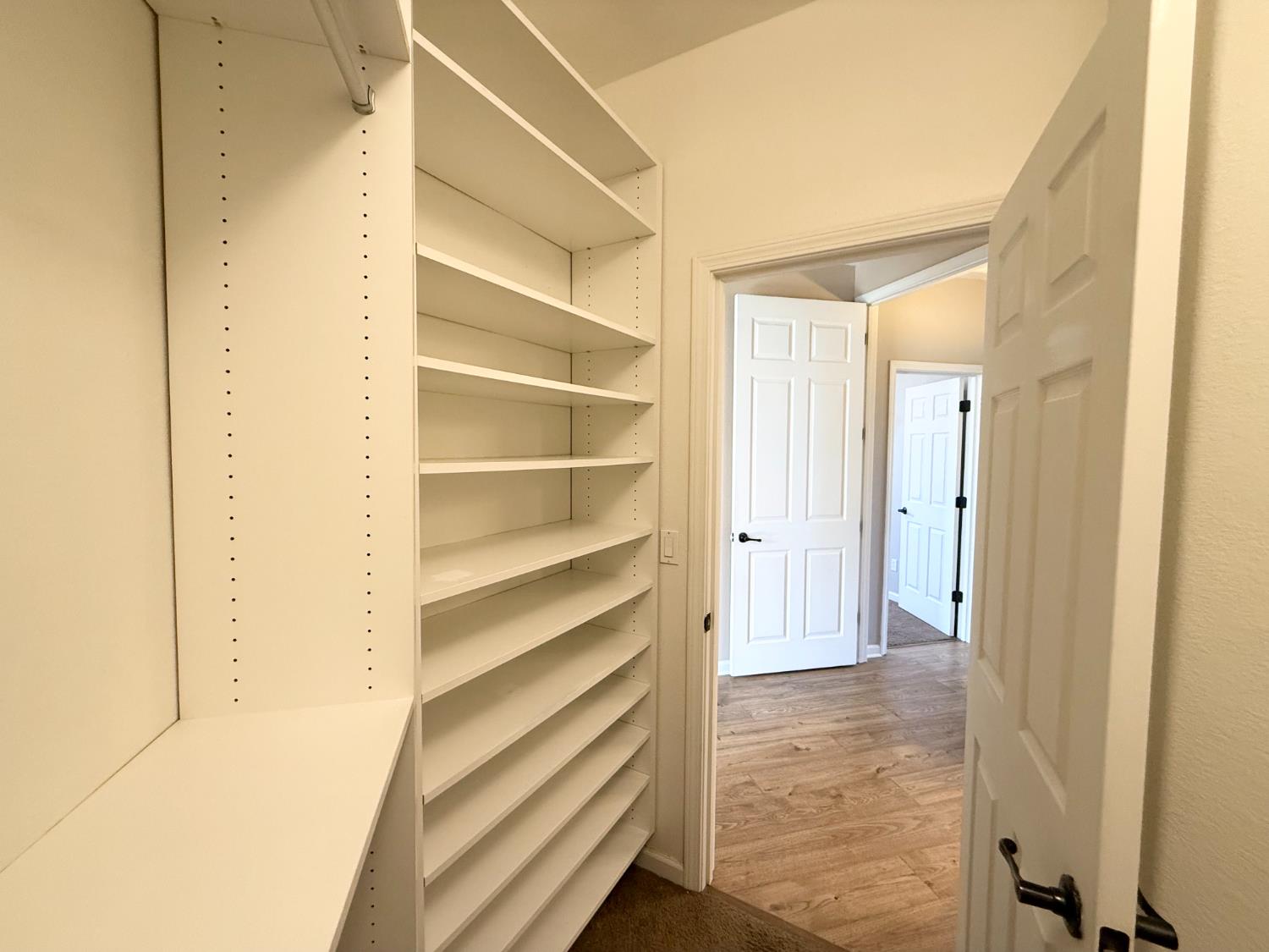 918 Castellona Dr, Newman, CA 95360