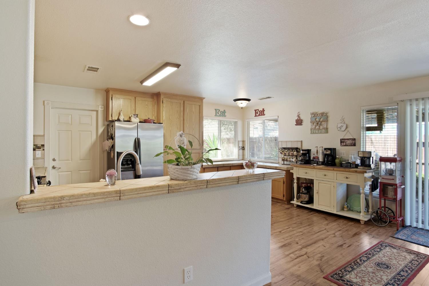 1256 California Ave, Dos Palos, CA 93620