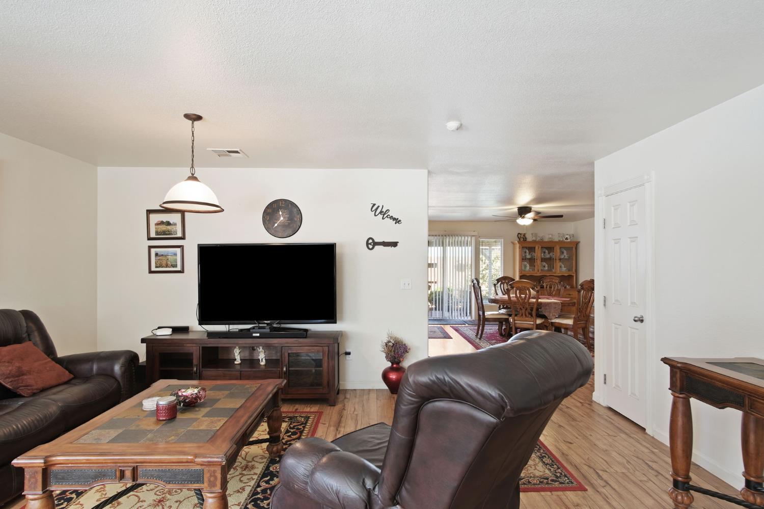 1256 California Ave, Dos Palos, CA 93620