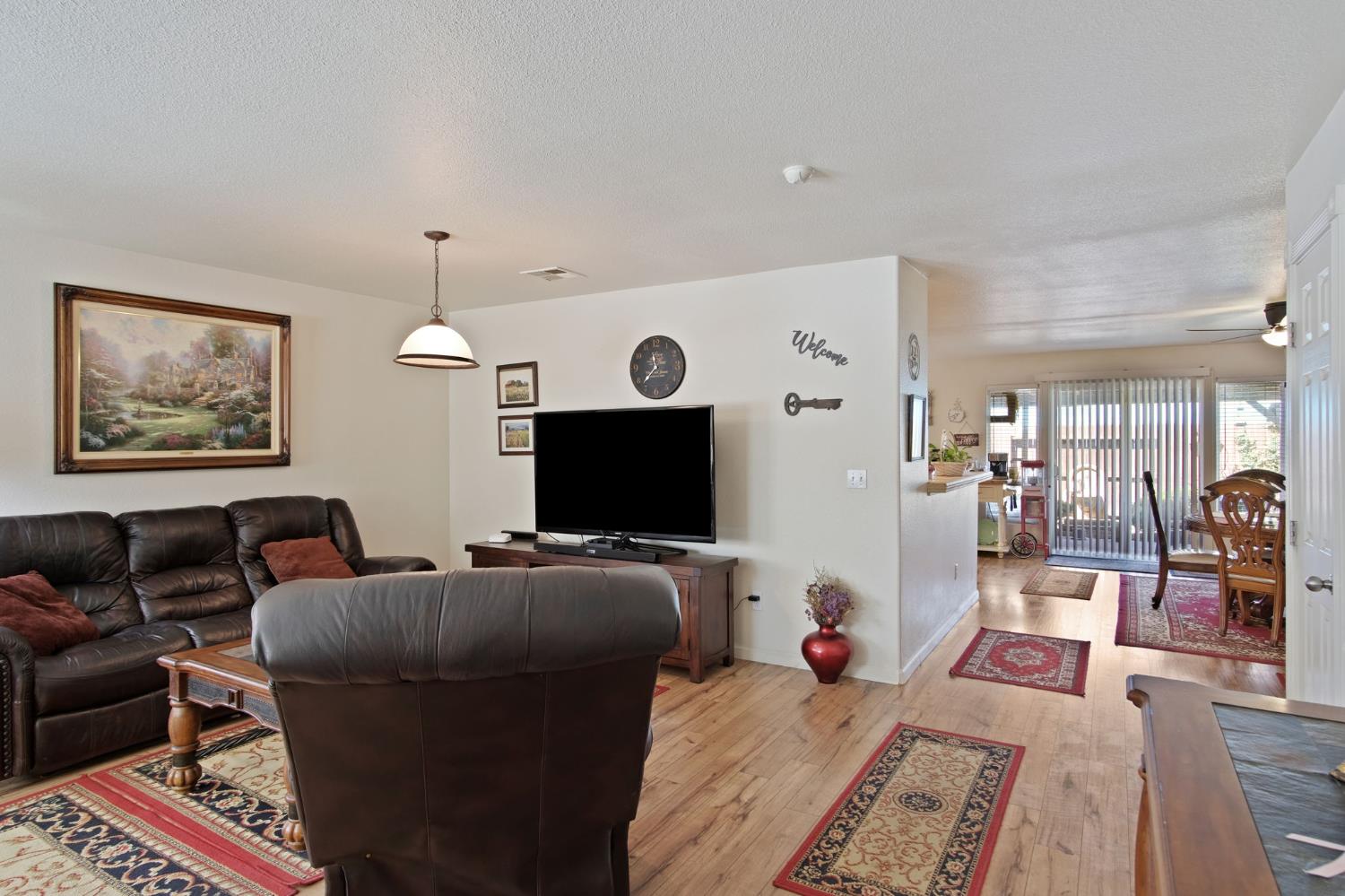 1256 California Ave, Dos Palos, CA 93620