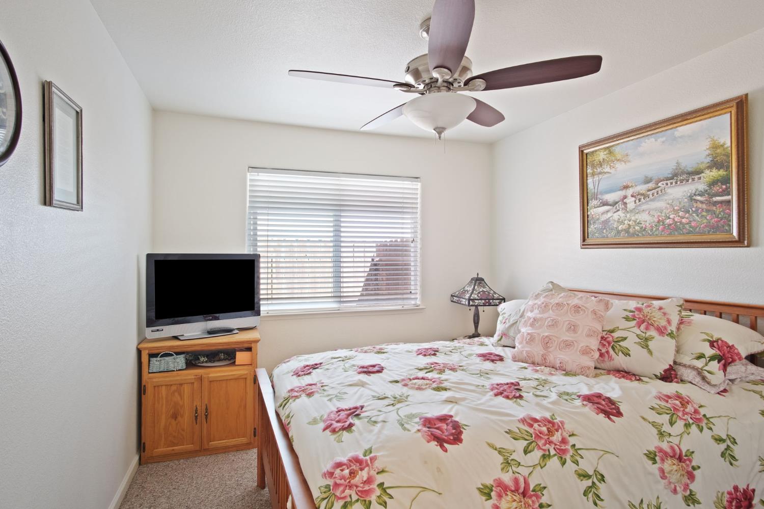 1256 California Ave, Dos Palos, CA 93620