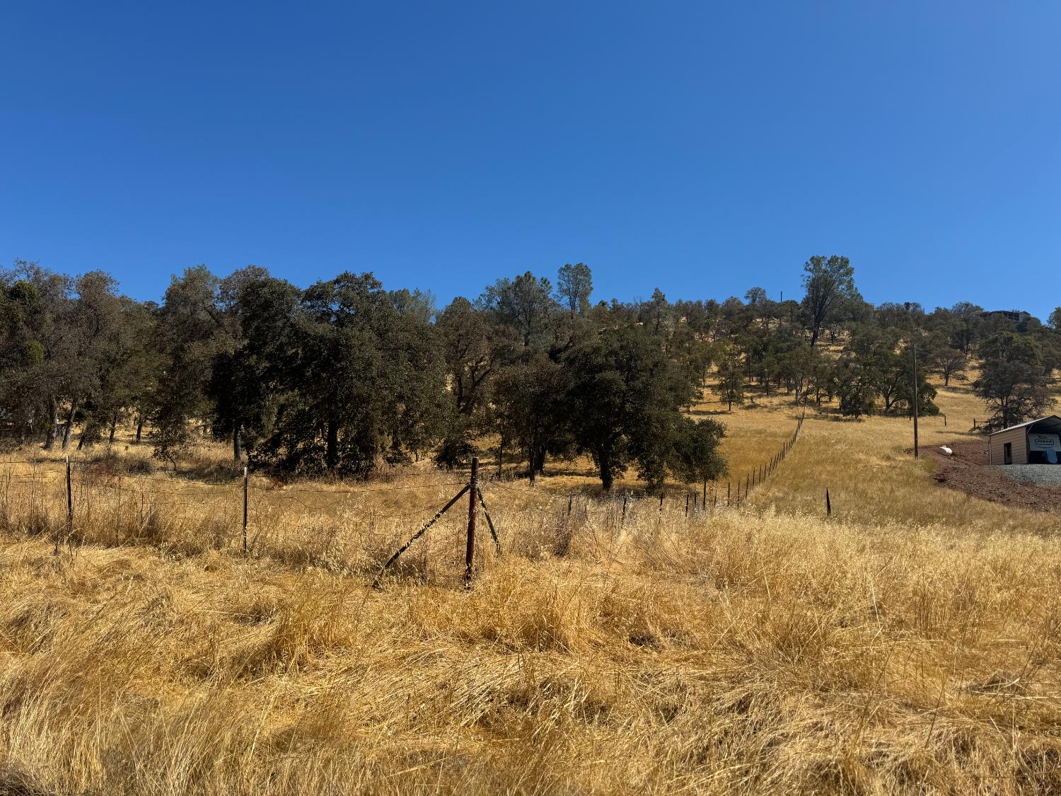 837 Castillo, La Grange, CA 95329