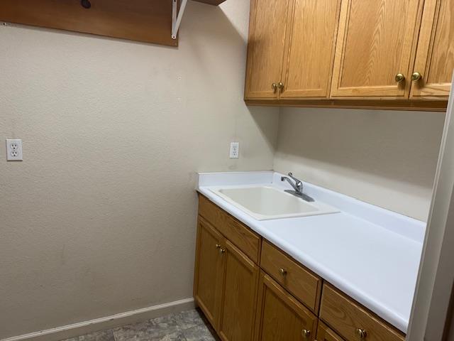 1616 Sapphire Dr, Livingston, CA 95334